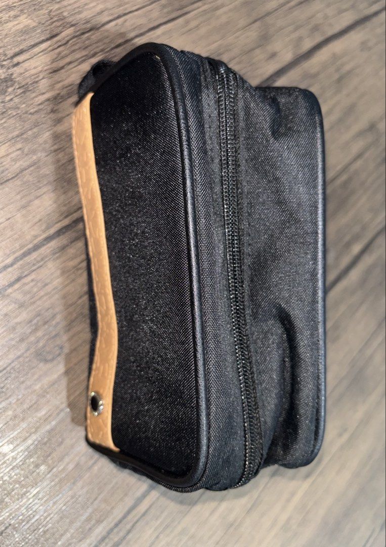 Bulgari Pouch - Toiletry Bag - 3“ x 7” x 4” (Category: Travel Essentials & Accessories) located in Quezon City. Submitted by dardsa (Listing ID 1465591506, Image 2). Description: WYSIWYG Bukgari Toiletry Bag 3 inches x 7 inches x 4 inches (LxWxH).