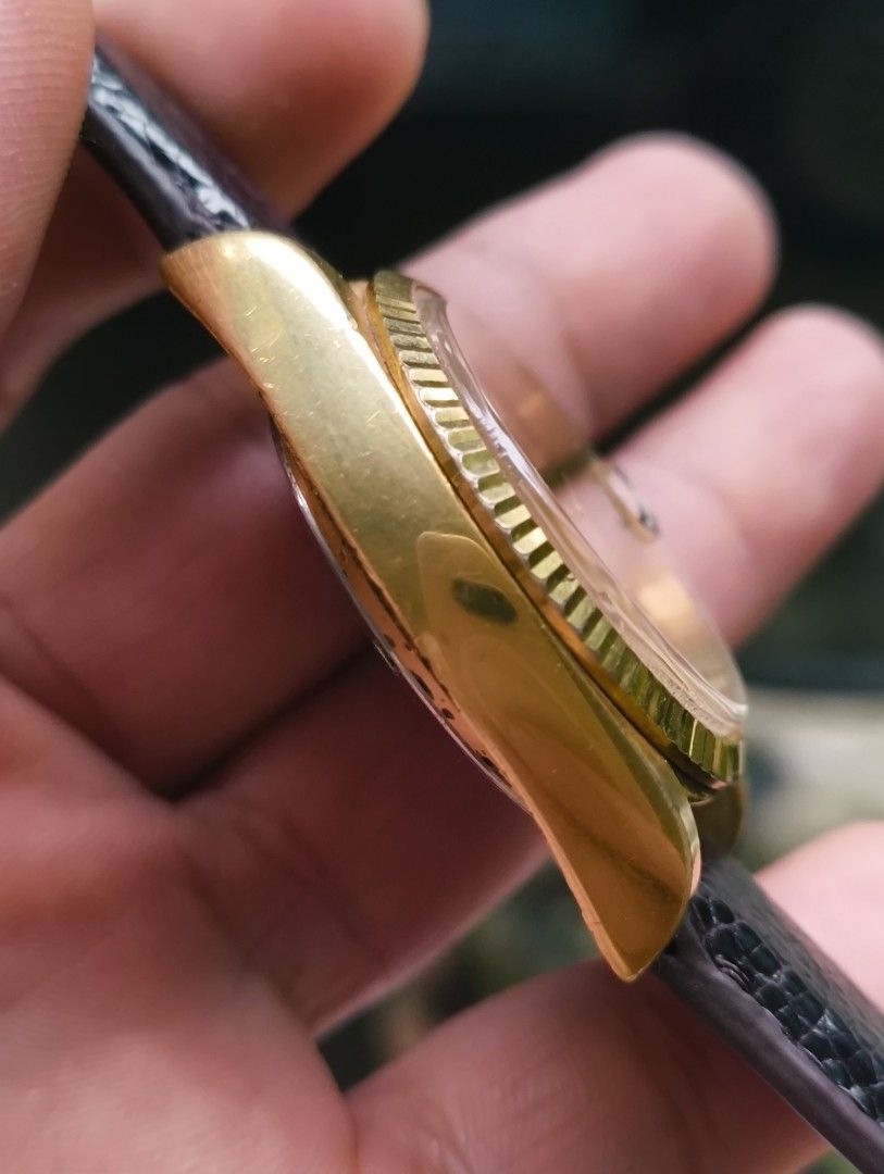 Bulova Day Date Automatic (Category: Luxury Watches) located in Las Pinas. Submitted by jmmac86574 (Listing ID 1465659457, Image 2). Description: Vintage DayDate Bulova Automatic Ostrich Leather Strap Negotiable Can Ship Narionwide.