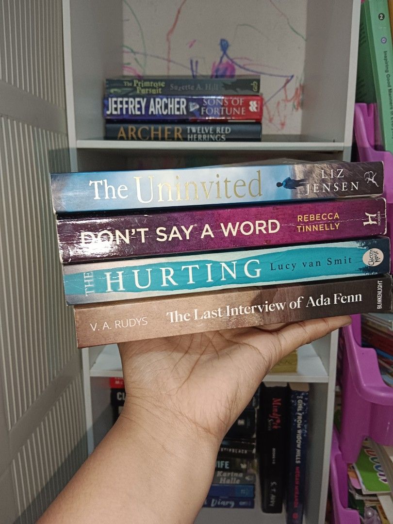 Bundle books 350 only (Category: Storybooks) located in Manila. Submitted by rosareads (Listing ID 1465586226, Image 3). Description: with shapiii check out for the shipping .