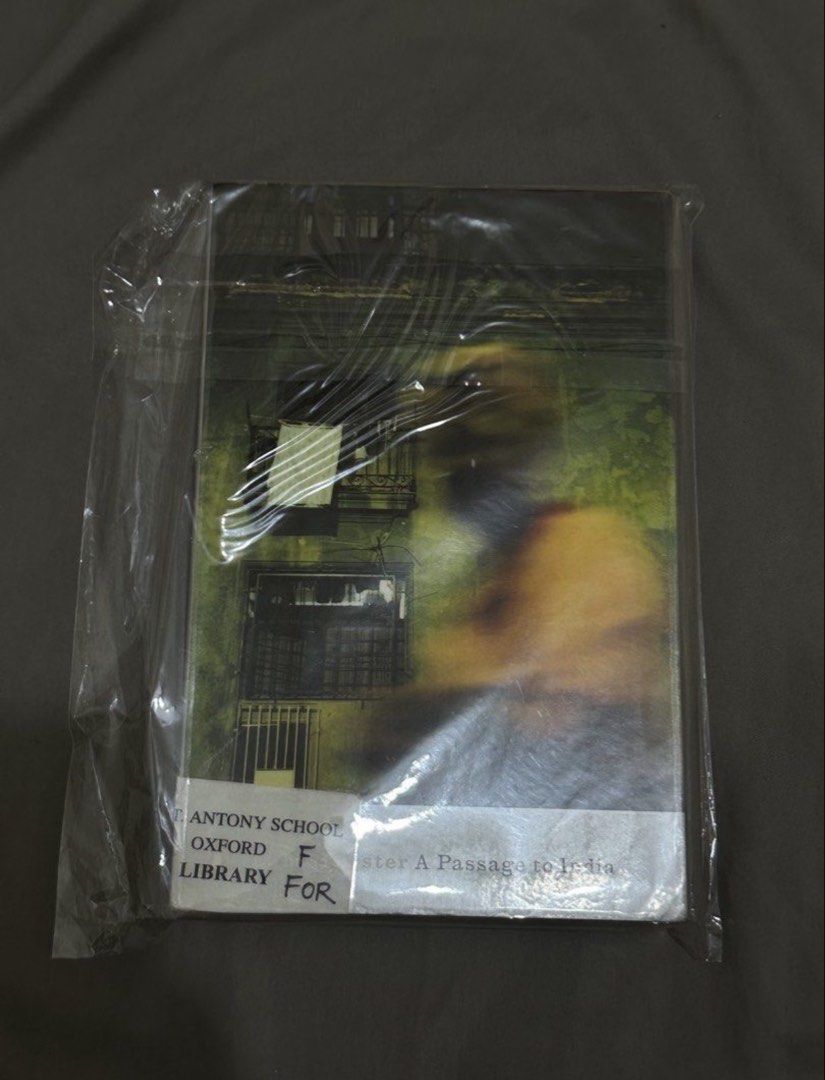 (BUNDLE) Penguin Classics (Category: Storybooks) located in Bulacan. Submitted by kinnieer (Listing ID 1465712083, Image 3). Description: sale! sale! sale!.
