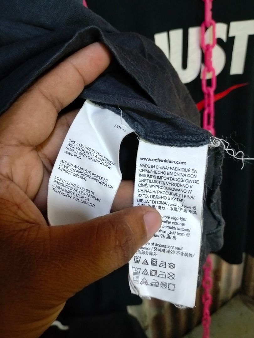 Calvin Klein (Category: Tshirts & Polo Shirts ) located in Kalibo. Submitted by thriftedbykim12 (Listing ID 1465630146, Image 3). Description: Like new condition Issue:none Color rate::10/10.
