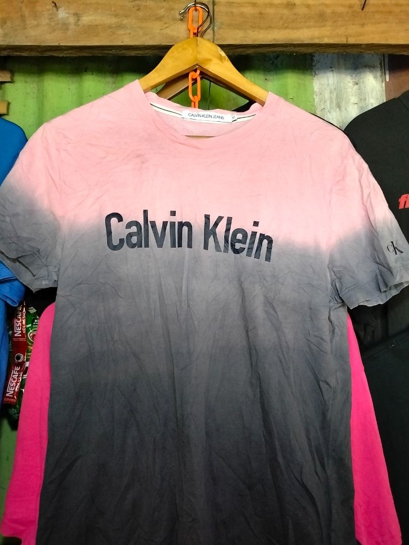Calvin Klein (Category: Tshirts & Polo Shirts ) located in Kalibo. Submitted by thriftedbykim12 (Listing ID 1465630146, Image 1). Description: Like new condition Issue:none Color rate::10/10.