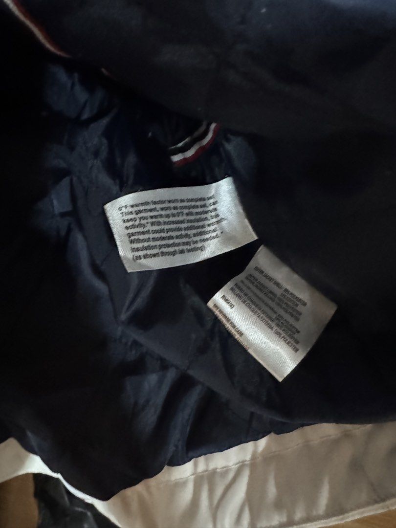 CALVIN KLEIN (Category: Activewear) located in Cavite. Submitted by jabowakeeezzzz (Listing ID 1465673642, Image 3). Description: For sale CALVIN KLEIN (CK) Hoodie Size MEDIUM DIMENSION 20x19.