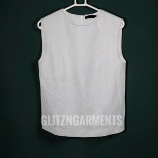 (Category: ) located in . Submitted by glitzngarments (Listing ID 1465660086, Image 1). Description: .