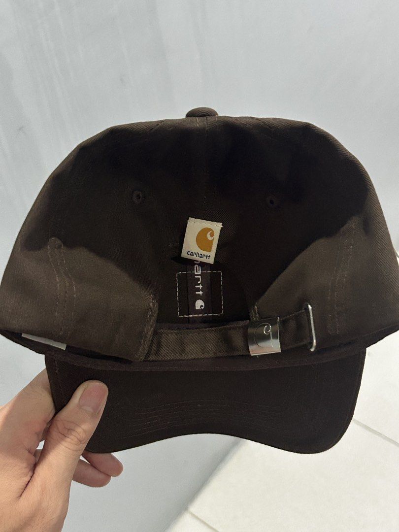 Carhartt Dadhat (Category: Caps & Hats) located in Imus. Submitted by Jdavid (Listing ID 1465586385, Image 2). Description: Carhartt Dadhat Choco brown OSFA.