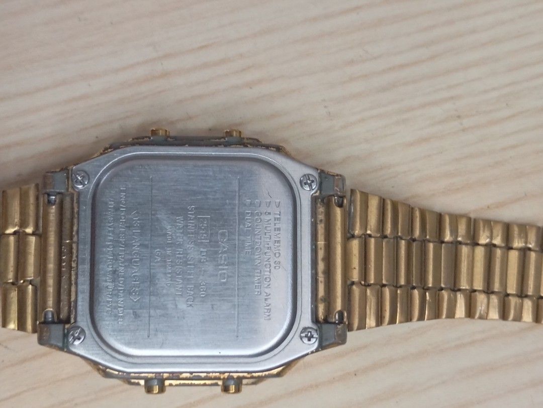 Casio (Category: Men's Watches) located in Las Pinas. Submitted by quick_deals_great_finds2 (Listing ID 1465586002, Image 3). Description: Original good working condition Fully functional with battery.
