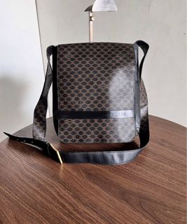 (Kategori: ) berada di . Dikirim oleh lusianacalysta (ID iklan 1465656813, Gambar 1). Deskripsi: .