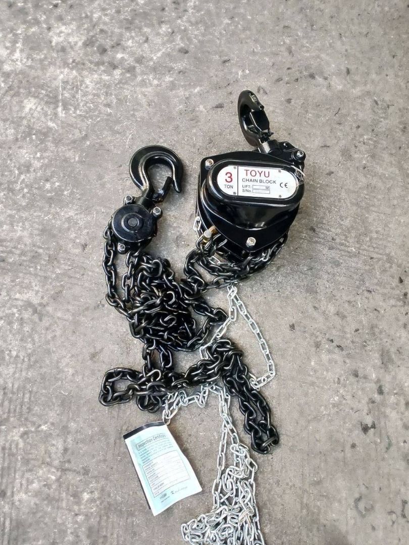 Chain block 3t A-1-005 (Category: Home Improvement Tools & Accessories) located in Manila. Submitted by 09171479278_elsie. (Listing ID 1465623416, Image 3). Description: Chain block 3t A-1-005.