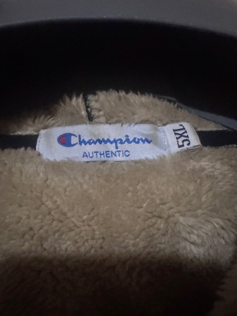 Champion x Supreme Hooodie (Category: Hoodies) located in Danao, Cebu. Submitted by welvirinec29053 (Listing ID 1465669811, Image 3). Description: Champion x Supreme Hoodie size 5Xl on tag. fit to large color rate 10/10 dimes 24x29.