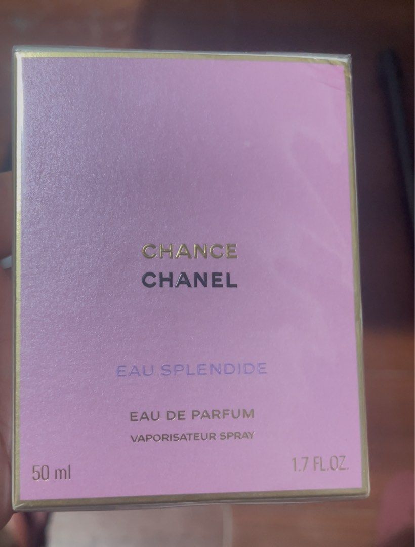 Chanel Chance Eau Splendide Eau De Parfum 50ml (Category: Fragrance & Deodorants) located in Manila. Submitted by abeline07 (Listing ID 1465631296, Image 3). Description: - Brand: Chanel - Fragrance: Chance Eau Splendide Eau de Parfum - Size: 50 ml / 1.7 fl. oz. - Condition: Brand new, unopened, factory-sealed in clear plastic - Packaging: Classic pink box with branding on front and batch codes/ingredients on back - Origin: Made in France for lay