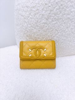 （分類：）位於 。 由 heras.luxury 提交（商品編號 1465722241，圖片 1）。簡介： 。
