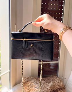 （分類：）位於 。 由 luxe.avenue 提交（商品編號 1465743230，圖片 1）。簡介： 。