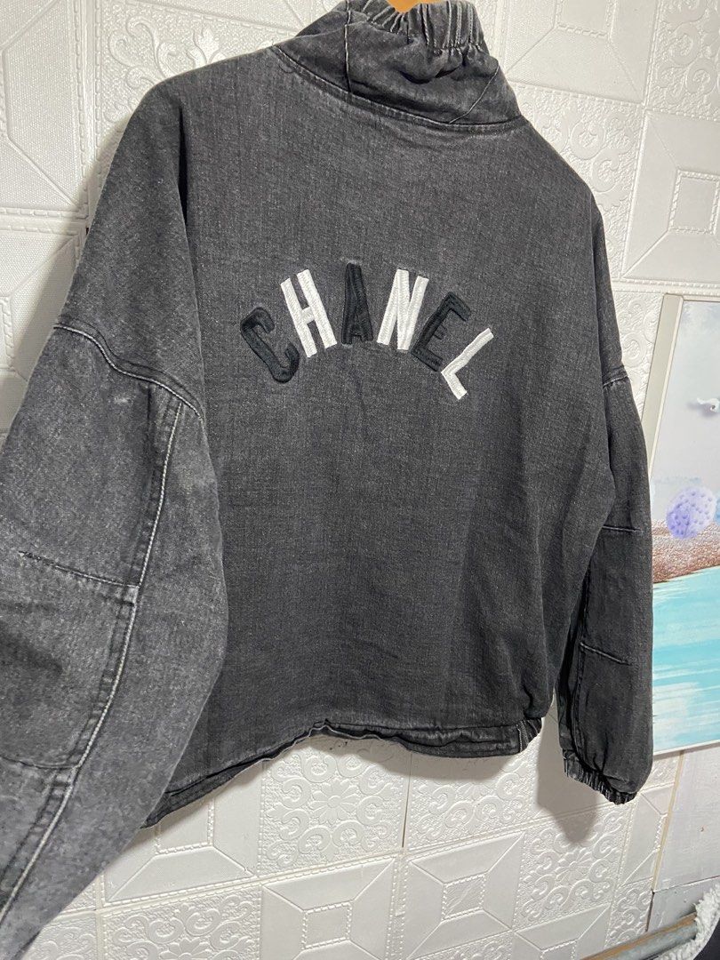 chanel quarter zip acid washed (Category: Hoodies) located in Baguio. Submitted by stickygarments (Listing ID 1465653144, Image 2). Description: chanel acid washed quarter zip condition:verygood large dimes26x27 .
