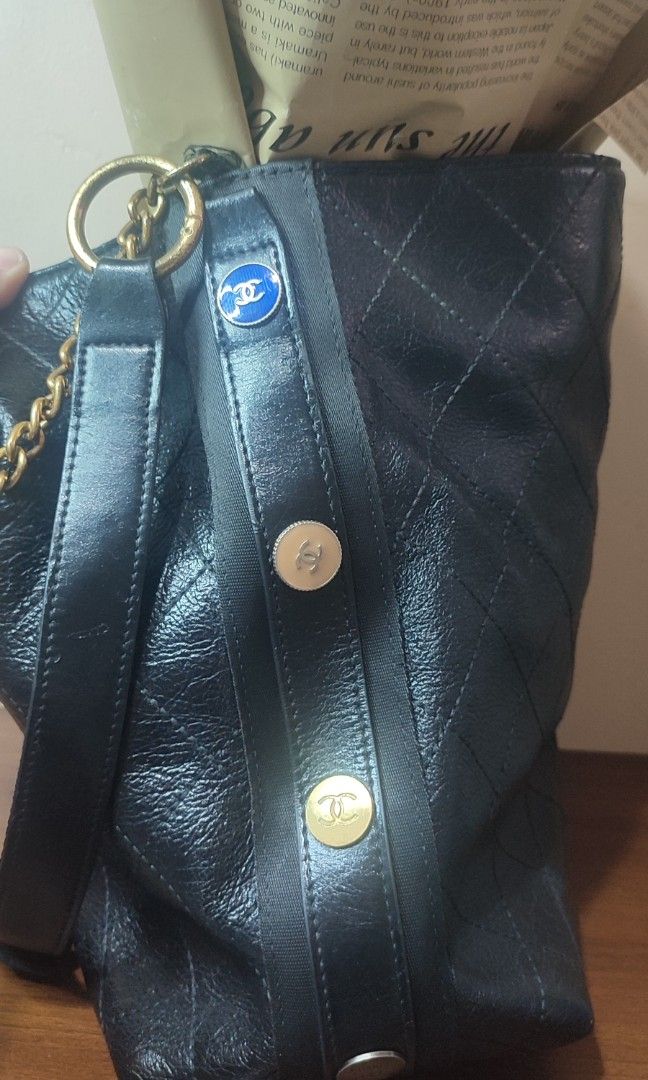 Chanel Quilted Hobo Bag (Category: Tote Bags) located in Pasig City. Submitted by xcess_baggage (Listing ID 1465643878, Image 3). Description: .