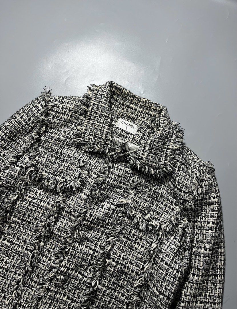 Chanel Tweed Blazer Jacket (Category: Coats, Jackets and Outerwear) located in Quezon City. Submitted by metro_junkie.ph (Listing ID 1465716014, Image 2). Description: Chanel Tweed Blazer Jacket Medium Fit (21 x 27) Excellent Condition (Off Only) All Detail Posted 1,180 + SF (or offer).