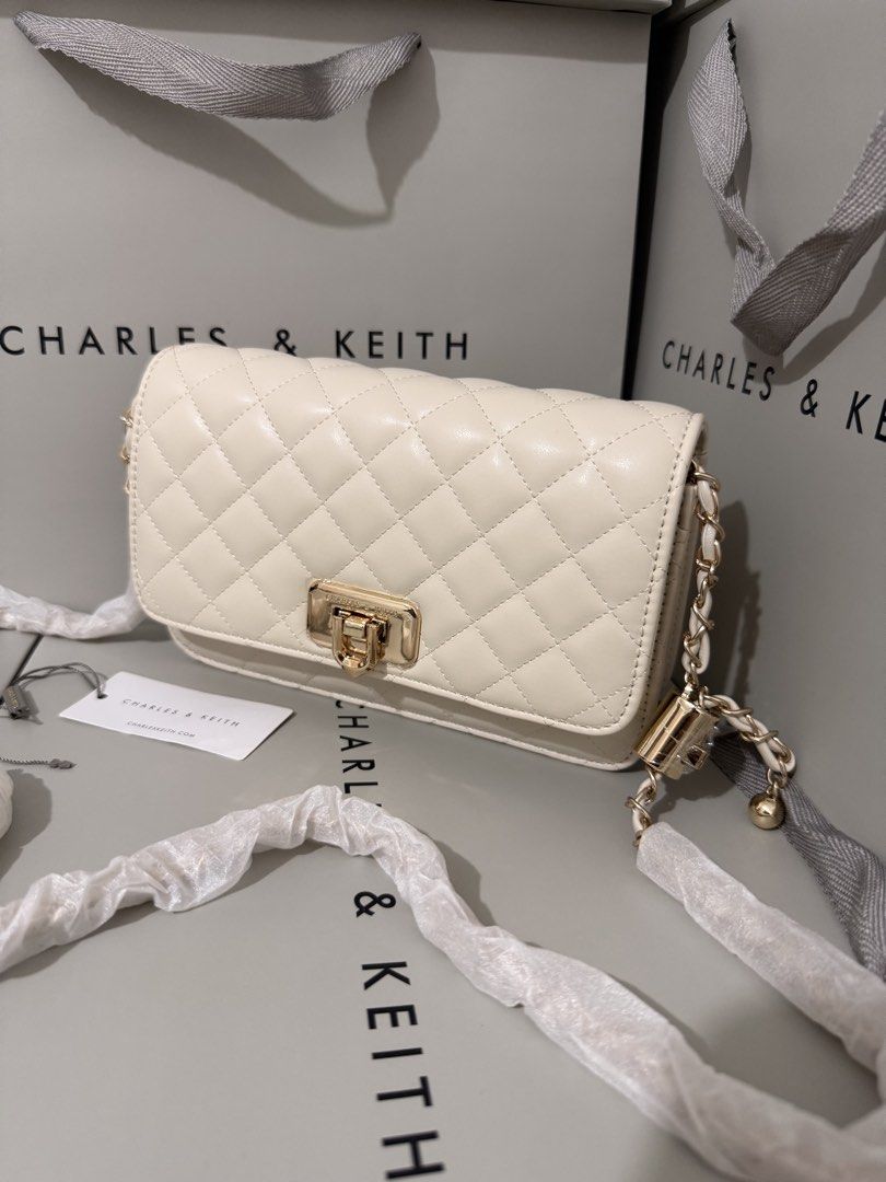 Charles&keith cressida quilted push lock clutch (Category: Cross-body Bags) located in Cavite. Submitted by miksycrls (Listing ID 1465598326, Image 2). Description: 📌REMINDER PLS READ BELOW ⬇️ ✨INCLUSION✨ 🔗TAG&DUSTBAG 🔗WHAT YOU SEE IS WHAT YOU GET 🔗manage your expectations items are MPO | Mall Pull Out 📩 TO ORDER / ASK DETAILS: Send me a private message! +60paperbag 💸:GCASHH/GOTYMEE 📍:IMUSCAVITE 🚚:SCO|SPX EXPRESS SF ONLY📦 OTHER COURIER:�