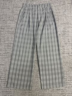 (Category: ) located in . Submitted by threetwothrift (Listing ID 1465705111, Image 1). Description: .