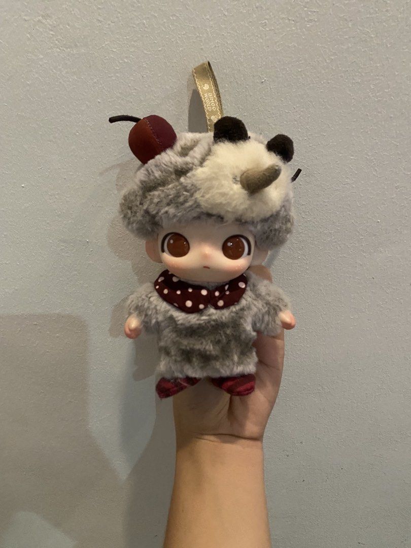 Cherry Hoglet Popmart Collection (Category: Designer & Blind Box Toys) located in Manila. Submitted by bella334 (Listing ID 1465594794, Image 2). Description: 🍒 CHERRY HOGLET – POP MART • Bought from POP MART MOA 🛍️ • Like new condition ✨ • Just opened/unboxed • No box • No marks, defects, or damages • Clean and not dirty • Selling because I changed my mind and don’t want it anymore 💸 Price: ₱950 📦 SF will be shouldered by the buyer 🚚 Any MO