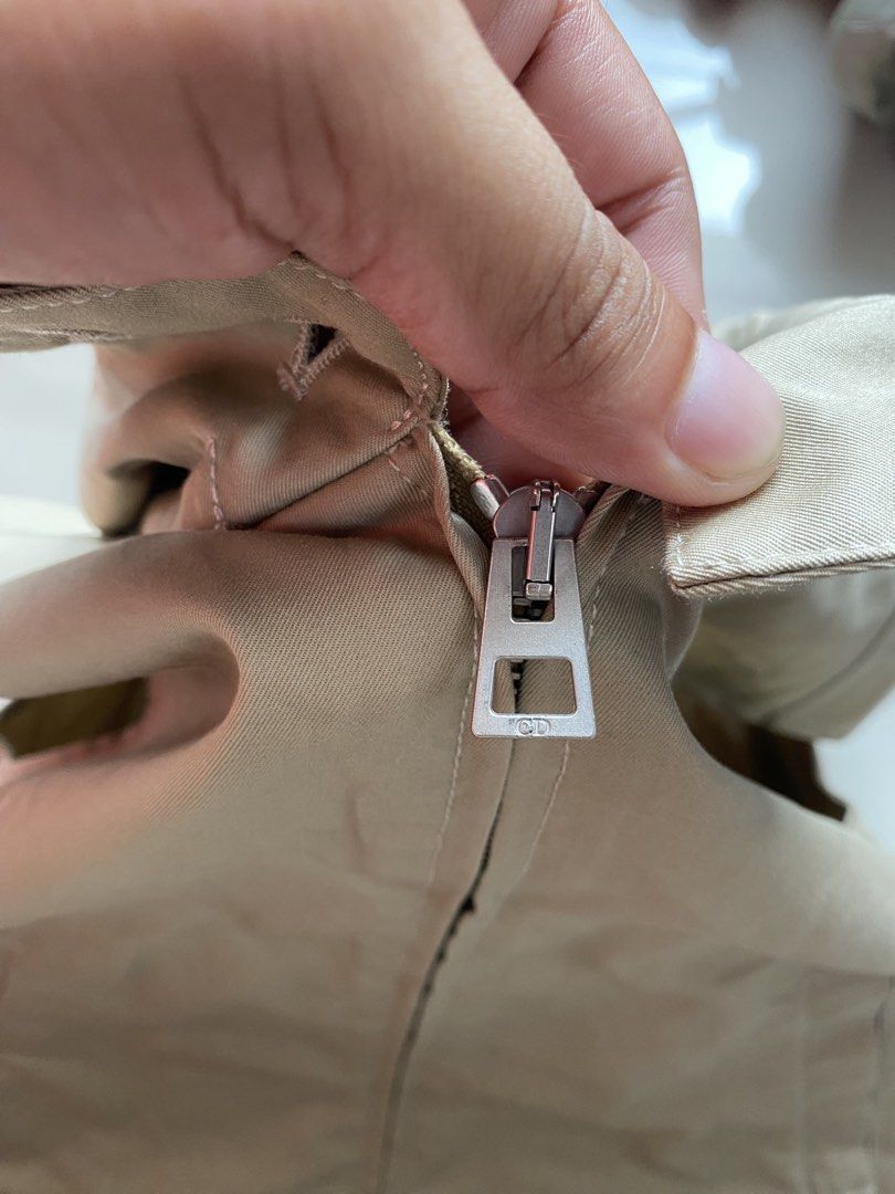Christian Dior Vest (Category: Coats, Jackets and Outerwear) located in Bacolod City. Submitted by j.kicks21 (Listing ID 1465628421, Image 2). Description: Christian Dior Vest Flawless No hidden issue Like new Location:Bacolod City Negros Occidental Shipping Nationwide Via J&T.