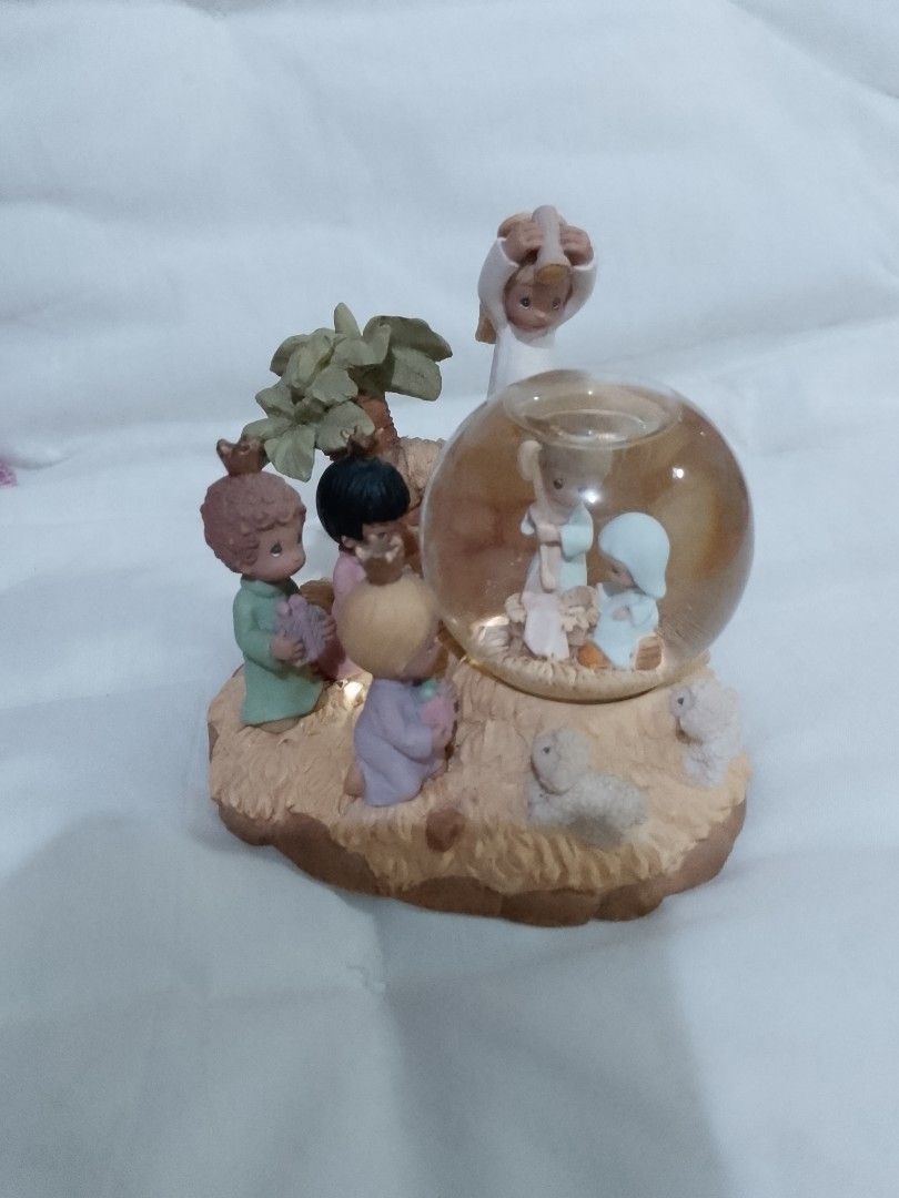 Christmas Belen (Category: Figurines & Statues) located in Pulilan. Submitted by ginacunanan (Listing ID 1465687835, Image 2). Description: Precious Moments "Christmas Belen".
