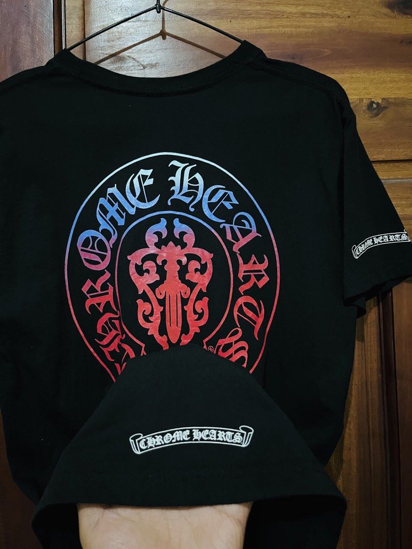 Chrome Hearts Gradient Dagger (Category: Tshirts & Polo Shirts ) located in Tuguegarao City. Submitted by rodel_llanetaa (Listing ID 1465749139, Image 3). Description: Excellent conditon Size S on tag Width 19 Length 26 Color rate 9.8 Flaws Cut wash tag 800+Shippingfee!.