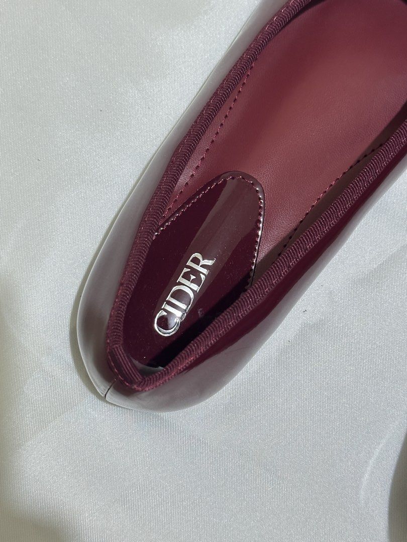 Cider Mary Jane Ballet Flats (Category: Flats & Sandals) located in Bacoor. Submitted by outthecloset (Listing ID 1465611726, Image 3). Description: • authentic, bought directly from Cider Shop • size 37 EU • never used (as shown in pictures), just kept in storage • no issues, good as new RFS: wrong size!!!.