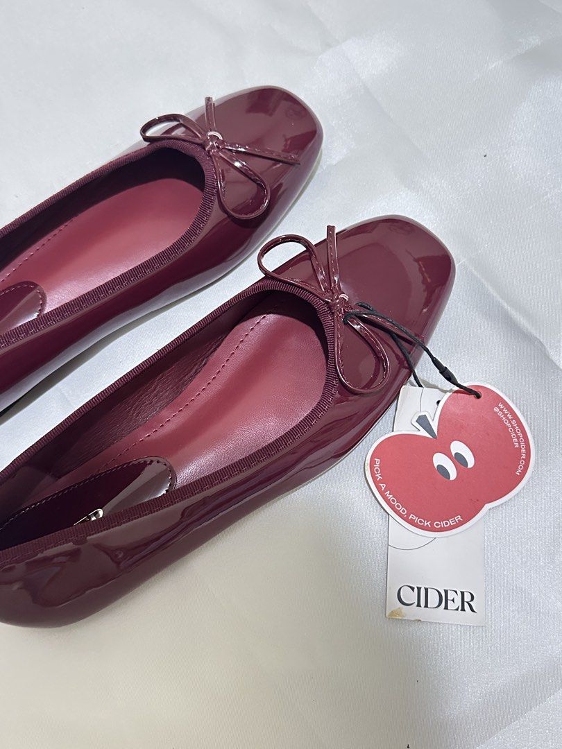 Cider Mary Jane Ballet Flats (Category: Flats & Sandals) located in Bacoor. Submitted by outthecloset (Listing ID 1465611726, Image 2). Description: • authentic, bought directly from Cider Shop • size 37 EU • never used (as shown in pictures), just kept in storage • no issues, good as new RFS: wrong size!!!.