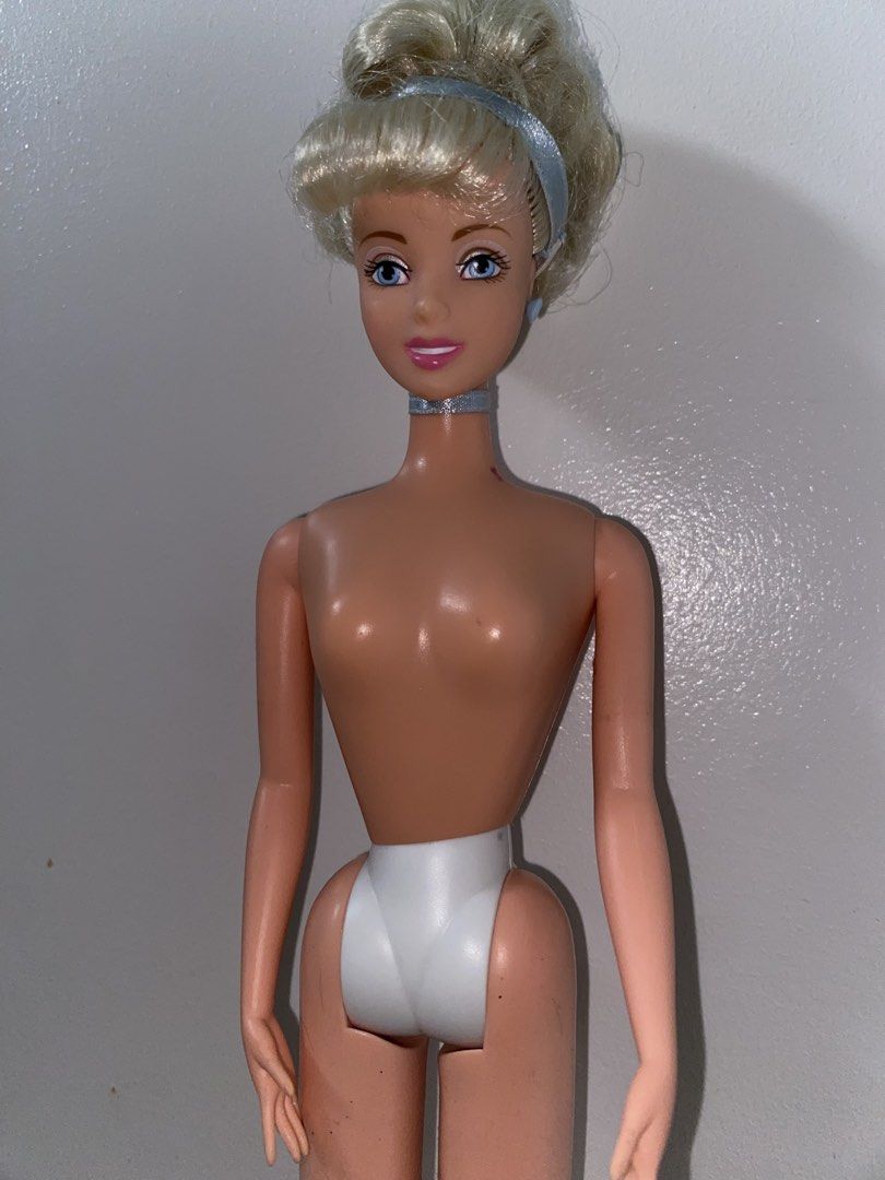 Cinderella Doll (Category: Kids Toys) located in Las Pinas. Submitted by sherylandmargaux (Listing ID 1465616278, Image 3). Description: .