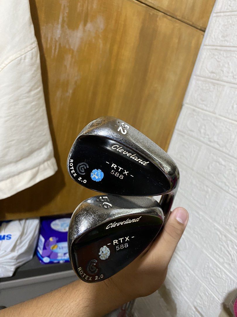 Cleveland Wedge Set (Category: Golf) located in Makati City. Submitted by issa124 (Listing ID 1465616018, Image 2). Description: Cleveland RTX 588 Wedge Set (52 & 56) Right hand - Stiff flex Dynamic Gold S200 shaft Elite grips Wedges are in good condition, grooves are good. Grip is still soft and useable but some washable dirt. Face has signs of usage with scratches and ball marks. Meetups around Makati | BGC | Pasay | Driving ranges Shipping thr