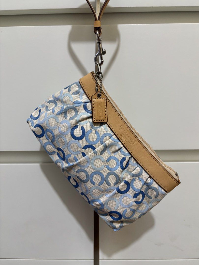 Coach Blue C Op Art Large Wristlet (Category: Shoulder Bags) located in Manila. Submitted by vintage.maem (Listing ID 1465680507, Image 2). Description: CCH Blue C Op Art Large Wristlet Condition: 9.2/10 Rank A Mine: ₱1999 ⚠️ Minimal sign of wear on leather parts.