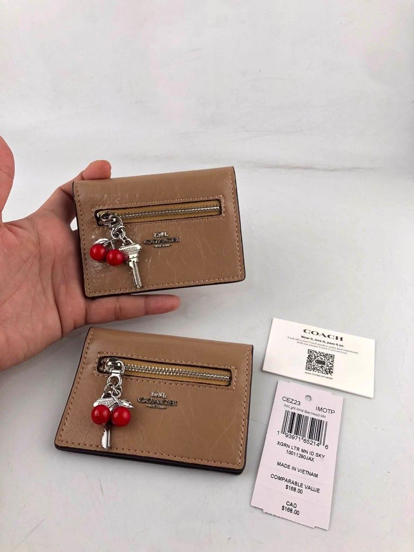 Coach Cardcase with Charm (Category: Wallets & Card holders) located in Quezon City. Submitted by bagsboutiqueph (Listing ID 1465592767, Image 1). Description: LAST PRICE POSTED. LIMITED STOCKS! BRANDNEW WITH INCLUSIONS. COLOR MAY SLIGHTLY VARY IN ACTUAL DUE TO LIGHTING AND CAMERA SETTING. OTHER PHOTOS WILL BE SEND DURING PURCHASE AND FOR SURE BUYERS ONLY. WHEN IN DOUBT, DO NOT ORDER. THANK YOU..