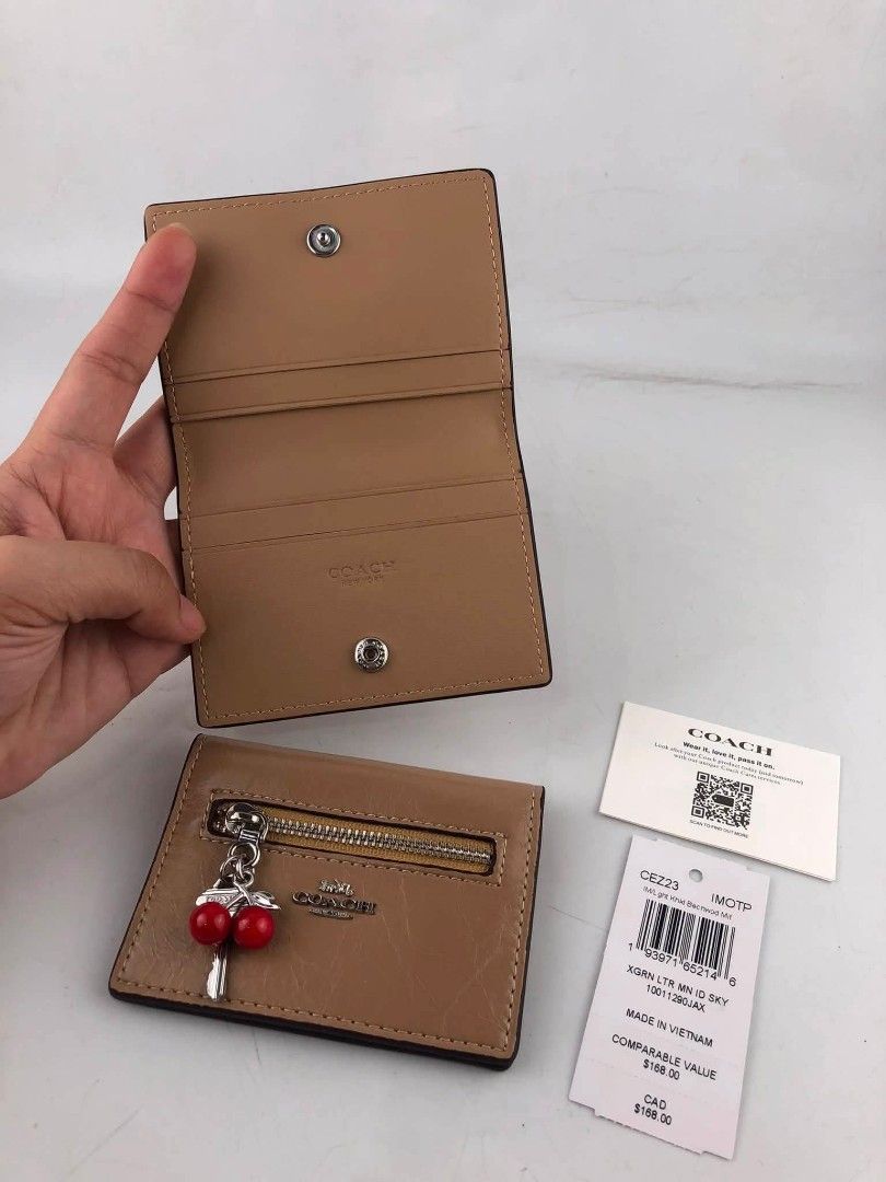 Coach Cardcase with Charm (Category: Wallets & Card holders) located in Quezon City. Submitted by bagsboutiqueph (Listing ID 1465592767, Image 2). Description: LAST PRICE POSTED. LIMITED STOCKS! BRANDNEW WITH INCLUSIONS. COLOR MAY SLIGHTLY VARY IN ACTUAL DUE TO LIGHTING AND CAMERA SETTING. OTHER PHOTOS WILL BE SEND DURING PURCHASE AND FOR SURE BUYERS ONLY. WHEN IN DOUBT, DO NOT ORDER. THANK YOU..