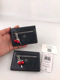(Category: ) located in . Submitted by bagsboutiqueph (Listing ID 1465593159, Image 1). Description: .