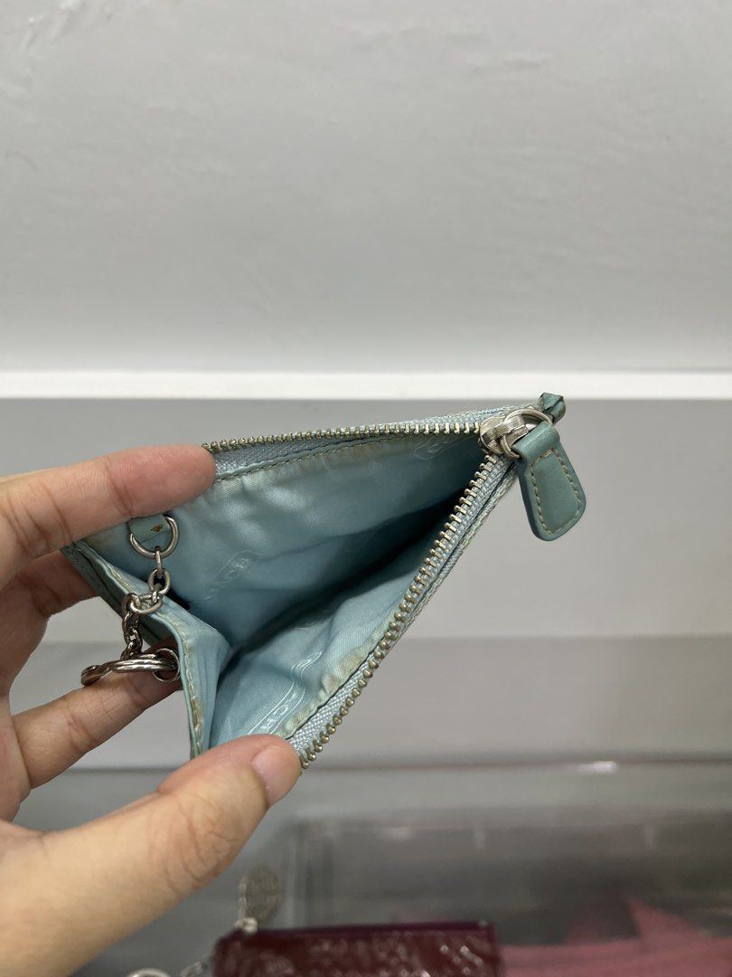 Coach coinpurse (Category: Wallets & Card holders) located in Cabanatuan. Submitted by cristalyngonzales (Listing ID 1465607432, Image 2). Description: signs of used only .
