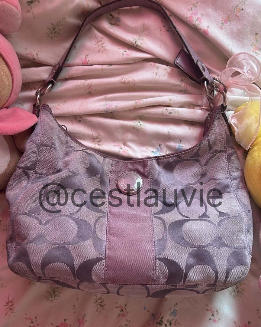 [SALE] Coach Demi Stripe (Category: Luxury Bags & Wallets) located in Plaridel. Submitted by cestlauvie (Listing ID 1465656866, Image 1). Description: - ₱5,000 - 8/10 condition - issue: spot rubs and signs of usage (refer to attached pics) - needs wash - mod: jnt, lbc, lalamove - mop: gcash, gotyme, maribank 📍bulacan.