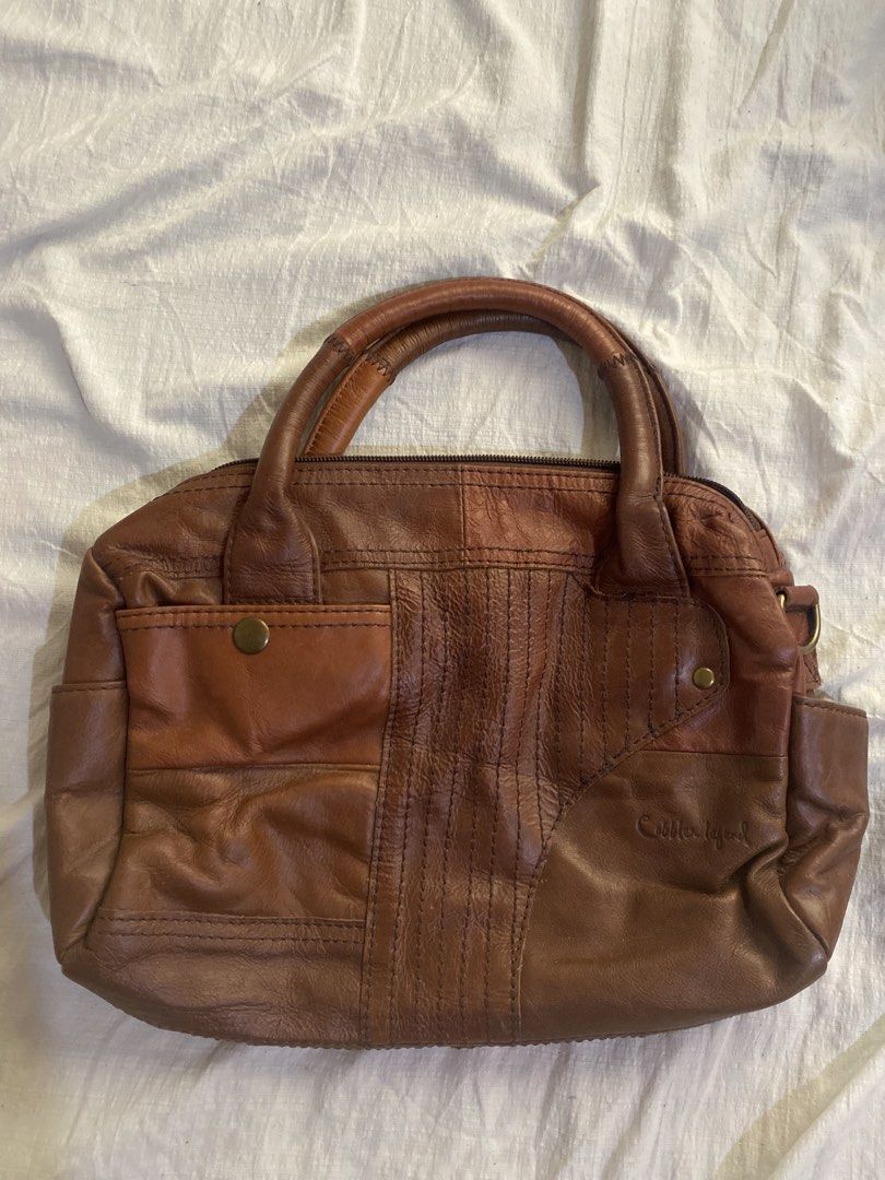 Cobbler Legend Bag (Category: Shoulder Bags) located in Iloilo. Submitted by chelseyywz (Listing ID 1465758300, Image 1). Description: Main zipper is not working, and the strap is missing but can be used as handbag. The quality is vv nice especially in actual. .