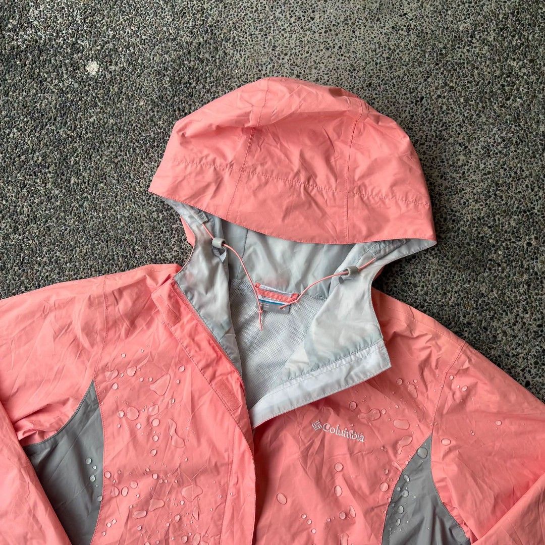 Columbia Arcadia II Rain Jacket Womens (Category: Coats, Jackets and Outerwear) located in Caloocan City. Submitted by rjlthrifts (Listing ID 1465702446, Image 2). Description: Columbia Arcadia II Rain Jacket Womens Waterproof💯,Packable designed primarily for wet, windy, and active outdoor conditions. Excellent Condition Color Rate 10/10 Xl on Tag 28.5 Length 20.5 Width No Issue. Price. 2,980 Loc. South Caloocan Courier. J&T And Flash Express.