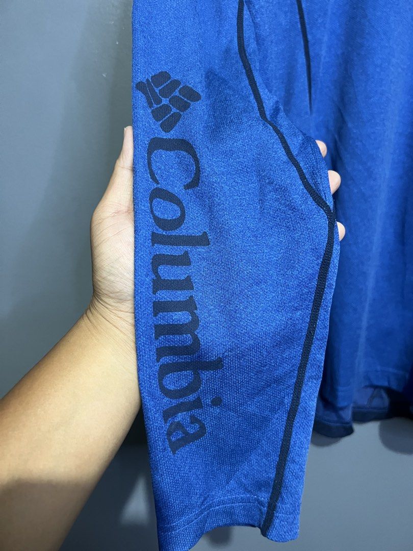 Columbia Outdoor Longsleeve (Category: Activewear) located in Pagadian. Submitted by chiccsilog (Listing ID 1465675645, Image 3). Description: excellent condition 9.5/10 color rate 20x27 (M to L) no issue.