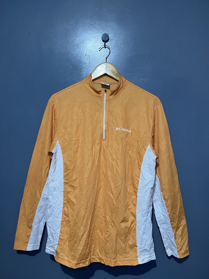 Columbia Outdoor Longsleeve (Category: Activewear) located in Pagadian. Submitted by chiccsilog (Listing ID 1465675739, Image 1). Description: excellent condition 9.5/10 color rate 21x27 (M to L) no issue.