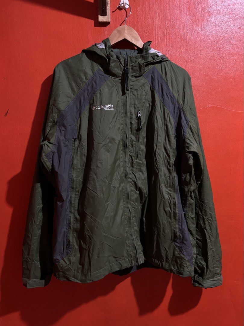 Columbia X.C.O. Green Windbreaker Jacket (Category: Coats, Jackets and Outerwear) located in Naga. Submitted by ajrc.shop (Listing ID 1465700765, Image 1). Description: olive green outdoor jacket ✅Size: L ✅Width: 26.5 ✅Length: 28.5 ✅Color Rate: 9/10 ✅Issue: None ✅Need Wash ✅Location: Bicol Naga City, Camarines Sur ✅Courier: J&T Express/Flash Express ✅MOP: Gcash only.