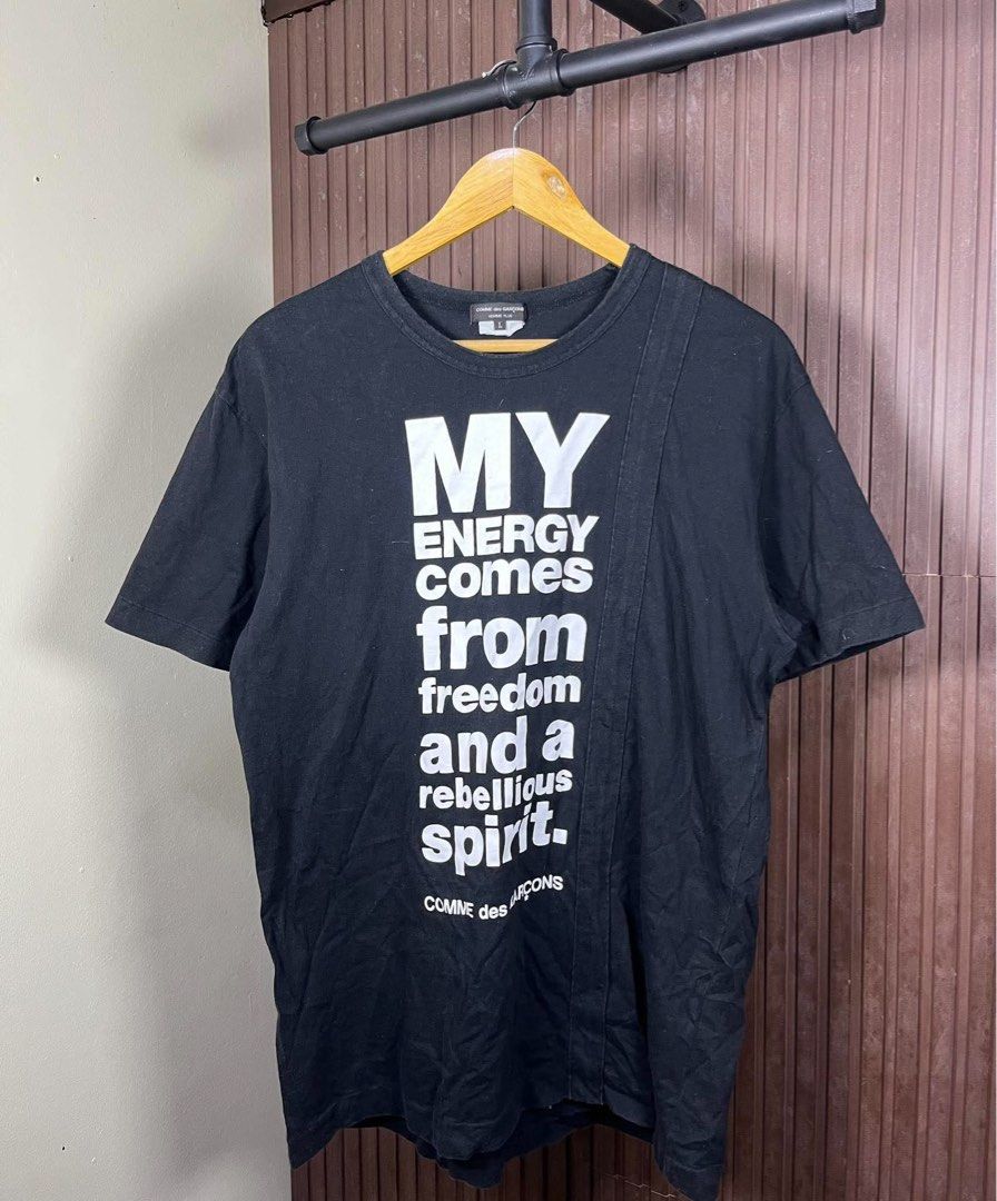 Comme Des Garcons (Category: Tshirts & Polo Shirts ) located in Baguio. Submitted by whatthestore (Listing ID 1465590801, Image 1). Description: .
