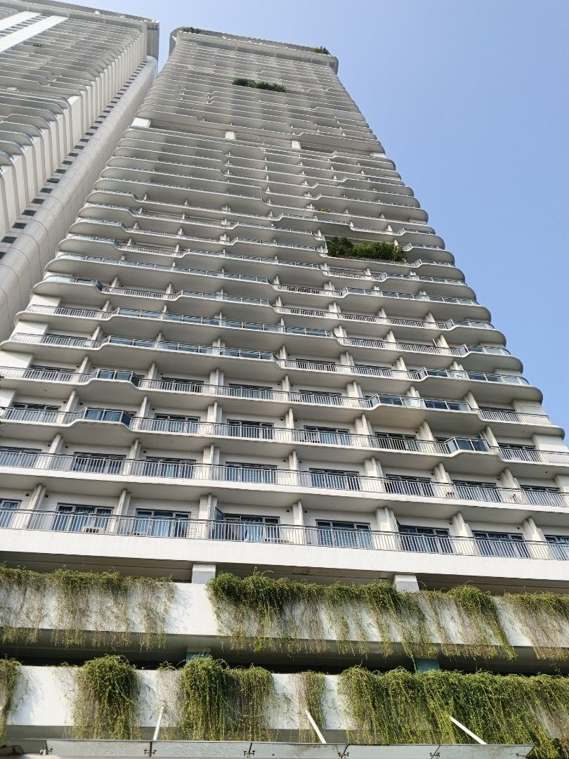 Condo in Manila | 1 Bedroom Fully Furnished (Category: Apartments & Condos) located in Manila. Submitted by clif1997 (Listing ID 1446584267, Image 2). Description: For Sale Condo In Manila Acqua Residences with Gated Security Accessible to Edsa or Makati CBD Fully Furnished 1 Bedroom 28sqm Price is negotiable Facing Sunset As is Where is if ano nasa photo yan po deliverable nya and also kung ano mga gamit or appliances yan included. We can schedu
