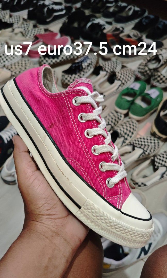 Converse 70s (Category: Sneakers) located in Sultan Kudarat. Submitted by thrifted01 (Listing ID 1465724772, Image 1). Description: us7 womens loc mindanao.