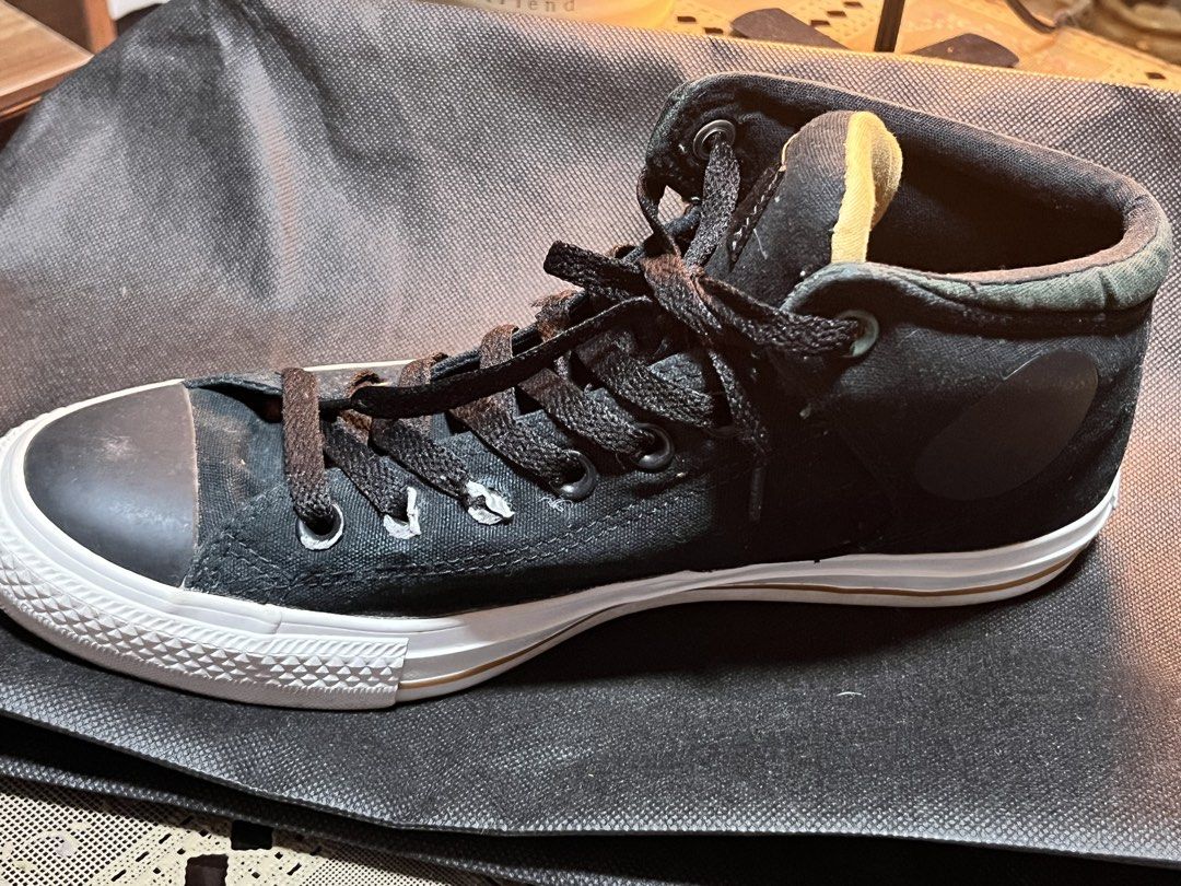 Converse All Star (Category: Sneakers) located in Manila. Submitted by eliseriogl89460 (Listing ID 1465665991, Image 3). Description: .