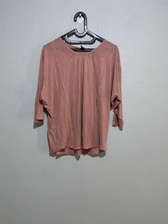 (Kategori: ) berada di . Dikirim oleh secondthrift.co (ID iklan 1465665684, Gambar 1). Deskripsi: .