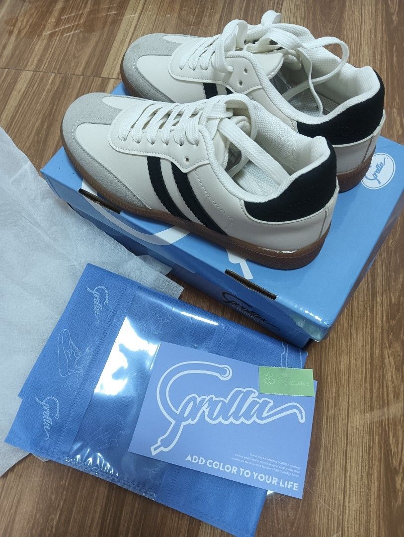 Corolla shoes (brandnew) (Category: Sneakers) located in Manila. Submitted by ac_dl (Listing ID 1465698678, Image 2). Description: Brandnew Corolla Shoes never nagamit, complete w/box & dust bag Size: 36 (23cm) (RFS: wrong size) Mode of Payment: 💙G.cash 🧡Maribank ❤️BPI Mode of Delivery: Same day - Lalamove For SF only - Tiktok checkout.