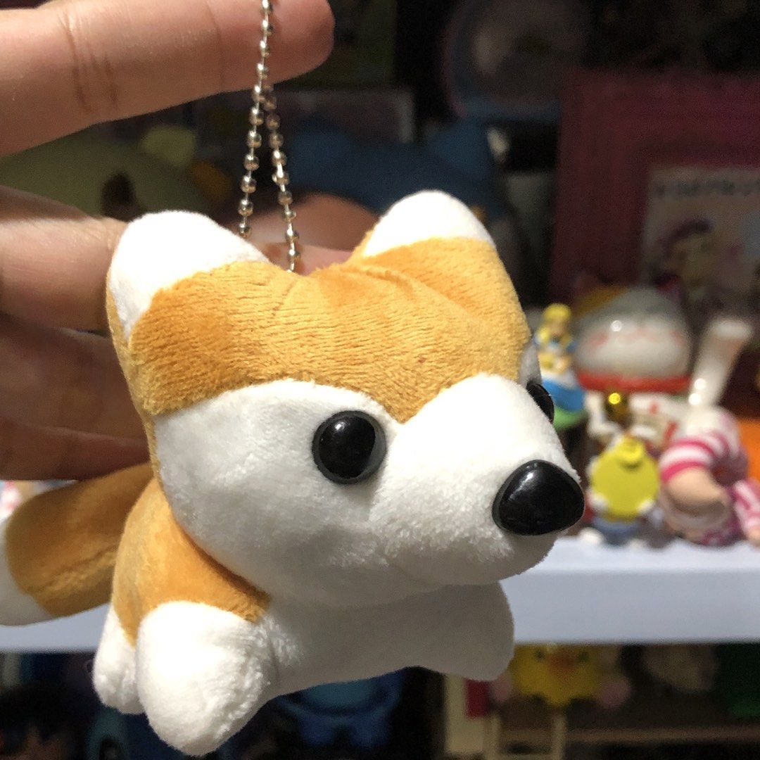 Cute Fox Animal Charm (Category: Everything Else Others) located in Quezon City. Submitted by kitsune.treasures (Listing ID 1465651886, Image 2). Description: *First to pay policy! *1 day reservation only. Failure to pay on time, auto cancel. 📍Quezon City * MOD: J&T | Lalamove * MOP: GCASH | BPI 📦ON HAND AND READY TO SHIP! CONDITION: WHAT YOU SEE IS WHAT YOU GET. Dimensions: Kindly check the photos for the actual measurements. Please check all 