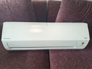 (Category: ) located in . Submitted by 2ndhand_aircond (Listing ID 1465604960, Image 1). Description: .