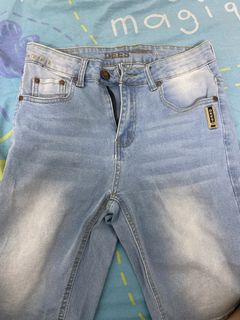 (Category: ) located in . Submitted by joshua676788 (Listing ID 1465749281, Image 1). Description: .