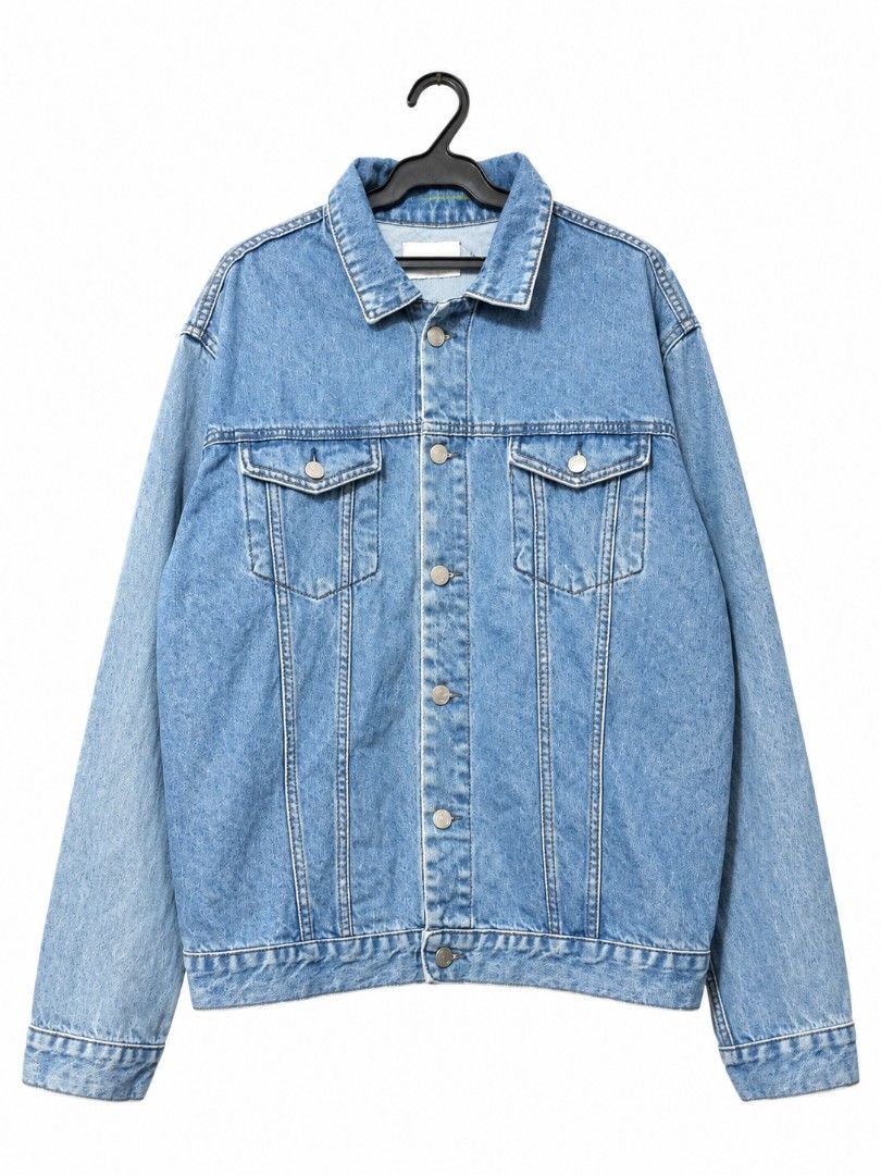 Denim Jacket (Category: Coats, Jackets and Outerwear) located in Cagayan de Oro. Submitted by locostreet (Listing ID 1465583263, Image 1). Description: Denim Jacket W23 x L26 Excellent condition Color rate 10/10 No issue.